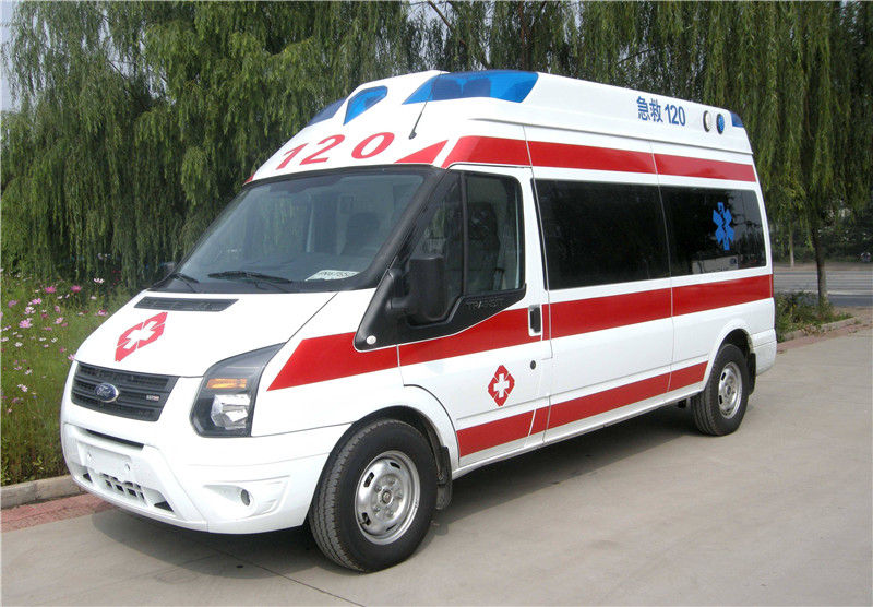 移動(dòng)救護(hù)車為何頻頻遇到前方司機(jī)不及時(shí)避讓？